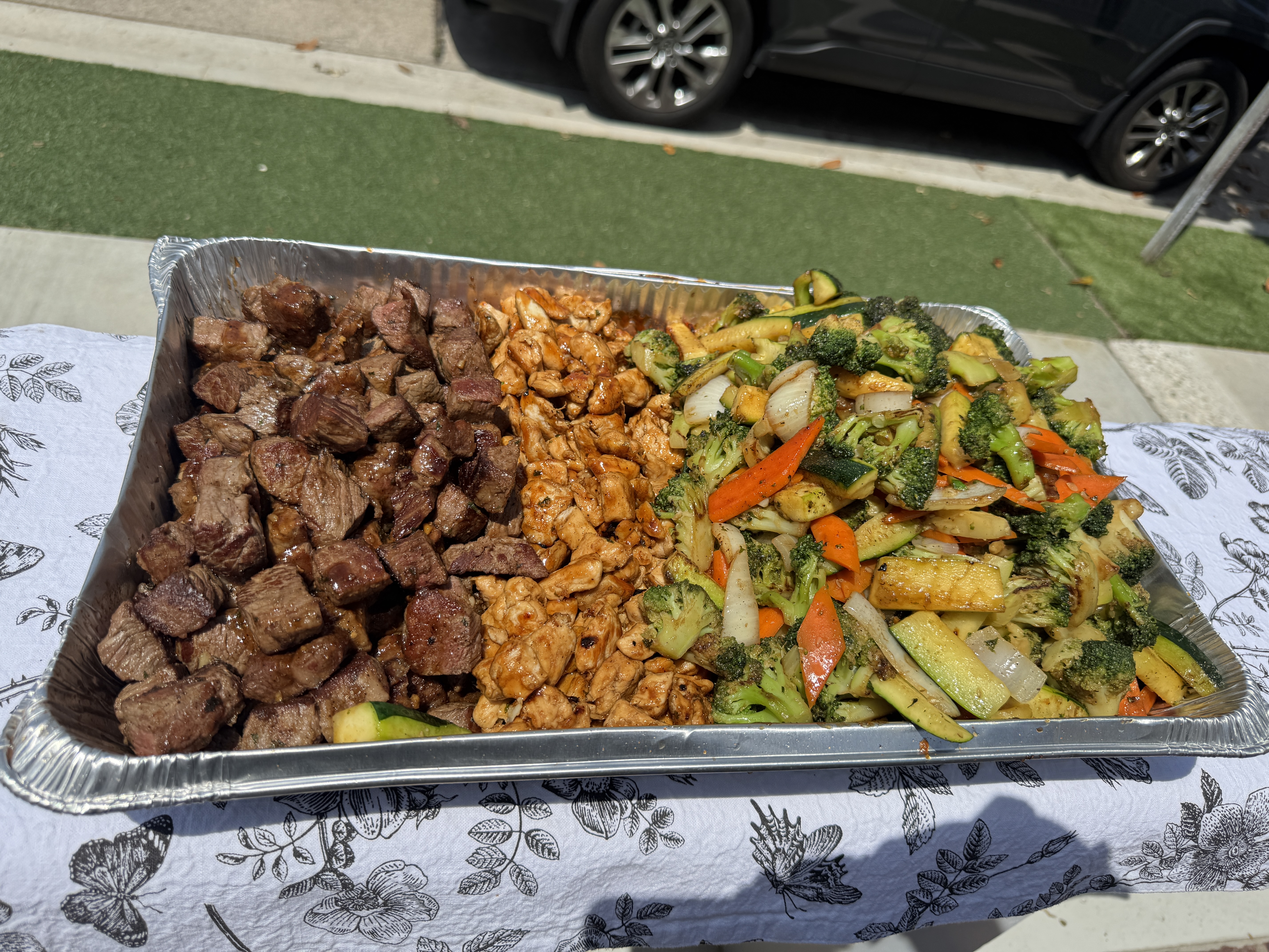 Professional hibachi table setup for Los Angeles at-home dining service